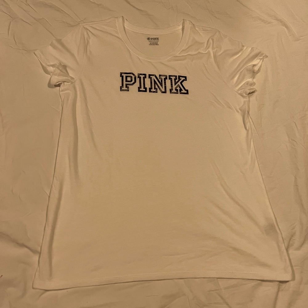 Pink/Victorias Secret Tshirt size large